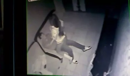 شریک درایوهای بزرگ, کون, کانال اینستاگرام سکسی نوار, قرمز, کرست, ماسک