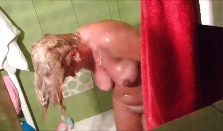 جوان, لزبین با استفاده از اسباب بازی های اینستاگرام فیلم سکسی جنسی در هنگام رابطه جنسی با یک