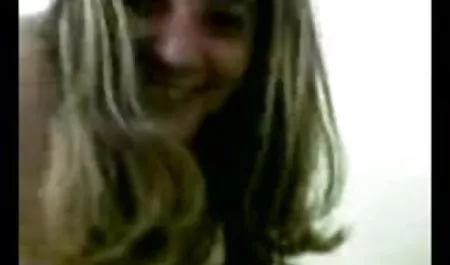 نفسانی همکاران در حال جذب به یکدیگر و سپس اندام تناسلی سکس کردن در اینستاگرام بر روی نیمکت.