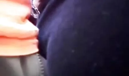 مامان و پسر خود را با کلیپ های اینستاگرام سکسی یک دوست در رختخواب