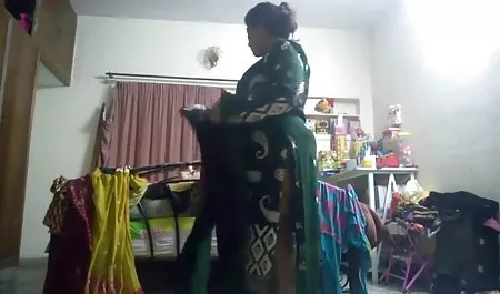 دختر زیبا را نشان می دهد مانند تجاوز در وابسته فیلم های سکسی در اینستاگرام به عشق شهوانی, روسی