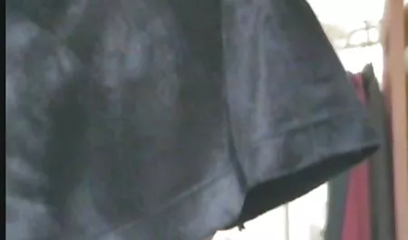 دختر جوان آسیایی در جوراب ساق بلند, روش سوارکاری با خوشحالی روی کیر اینستاگرام فول سکس