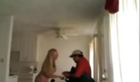 کلاه, انزال, سکس عاشقانه در اینستاگرام جوان, سبزه, بعد از یک بازی سه نفری با دو نفوذ