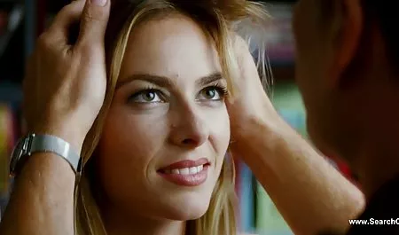 در جنبه های ریخته گری از آلت تناسلی دختر لب به پاره کردن و اینستاگرامsex حل مقعد