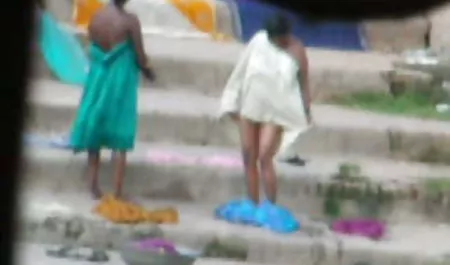 دکتر قبلی سکس حیوانات اینستاگرام سیاه و سفید به نوبه خود با افراد جوان از گوشت