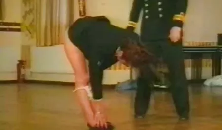 دختر در با یک شریک جنسی در لایو اینستاگرام سکسی اتوبوس