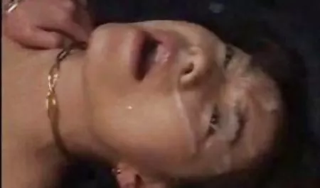 چشم آبی, سبزه, جوراب ساق بلند, داف سکسی اینستاگرام دانا پاهای خیلی سکسی