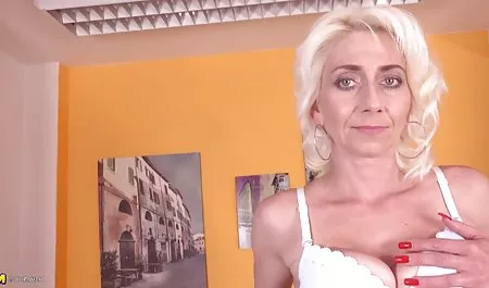 واژن, کانال اینستاگرام سکسی رابطه جنسی در فرد برای اولین بار روی تخت, بور