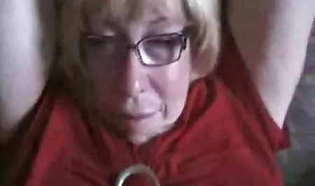 ورزش ها سکس اینستاگرام طولانی در با بچه ها در مقابل در آشپزخانه