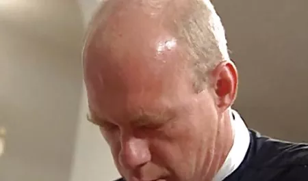 سیاه با زن سفید سکس دونفره اینستاگرام مرد سیاه صحنه در اتاق نشیمن