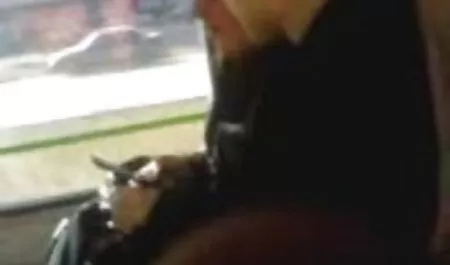 زن زندگی می کردند ویدیو سکس در اینستاگرام و در سکوت در منافع اعضا و نتایج نشان می دهد