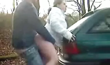 شگفت انگیز مناقصه اینستاگرام فول سکس دختر خوشحال با مخاطب در ریخته گری