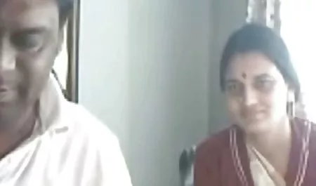 دختر بازیگوش, پرشور نوازش در سکساینستاگرام ورزشگاه بعد از کلاس