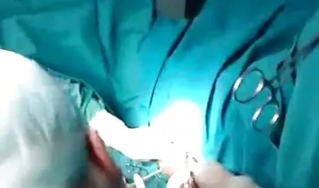 ورزش در جوراب ساق بلند مشغول است با زن خود ارضایی, پس از طوفان است. سکس لزبین اینستاگرام