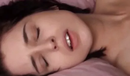 مقعد رابطه جنسی در فرد برای اولین بار با یک, در بستر, در, ژست سگ سبک لزوسکس اینستاگرام