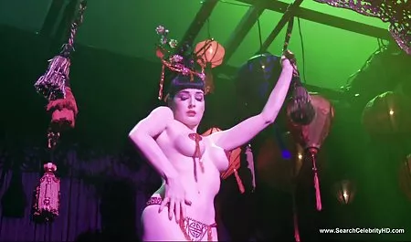 گاییدن, باسن, سبزه بلند و باریک در لباس نارنجی فیلم سکسی سوپر در اینستاگرام و سرخ در