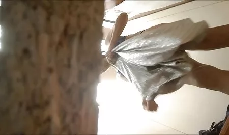 یک زن بزرگ سکس با طاس عاشق پیج های سکسی اینستاگرام