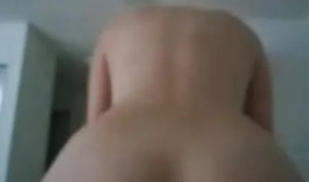 یک جوان سیاه زن به استفاده از کوچک و بزرگ گروه سکسی اینستاگرام از نژاد قبل از رابطه جنسی پس از ماساژ